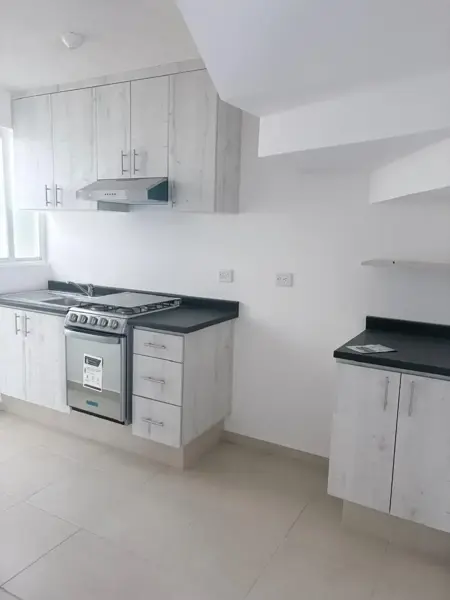 Casa en renta en Alta Sierra, León — foto 3 de 11