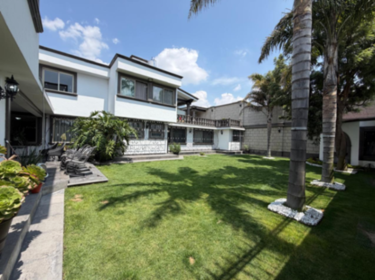 Casa en venta en La Concepción Coatipac (La Conchita), Calimaya — foto 1 de 38