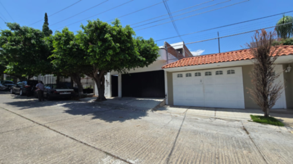 CASA EN RENTA, RESIDENCIAL LA HACIENDA, TUXTLA GUTIERREZ, CHIAPAS