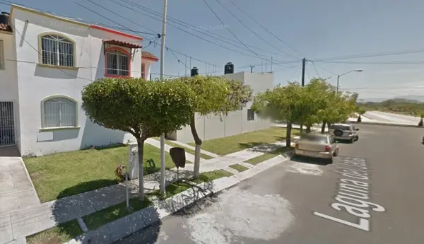 Casa en venta en Bugambilias, Villa de Álvarez — foto 2 de 10
