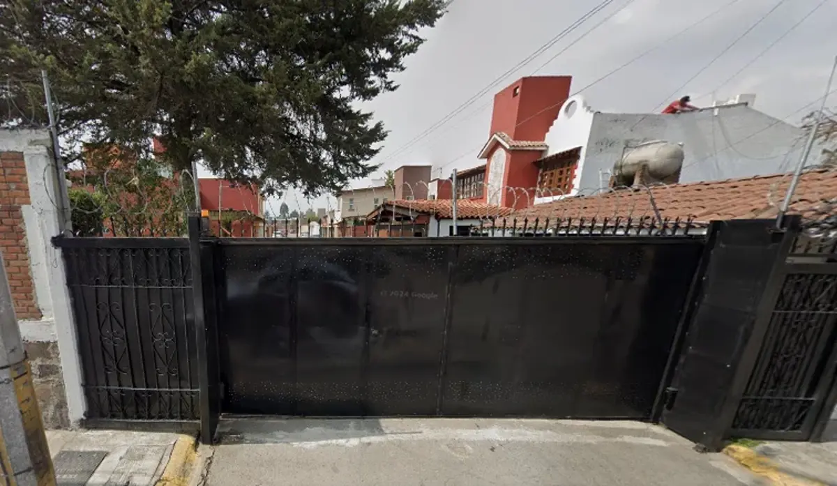 Casa en venta en Fuentes de la Independencia, Toluca — foto 1 de 6
