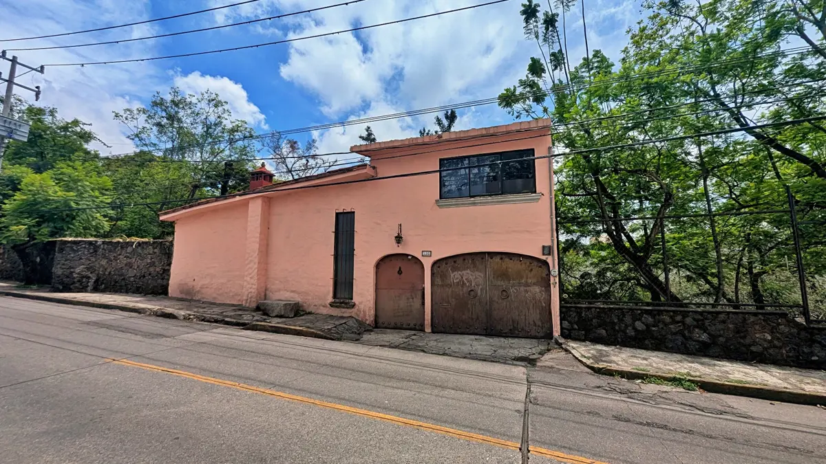 Casa en venta en Lomas de Tetela, Cuernavaca — foto 1 de 22