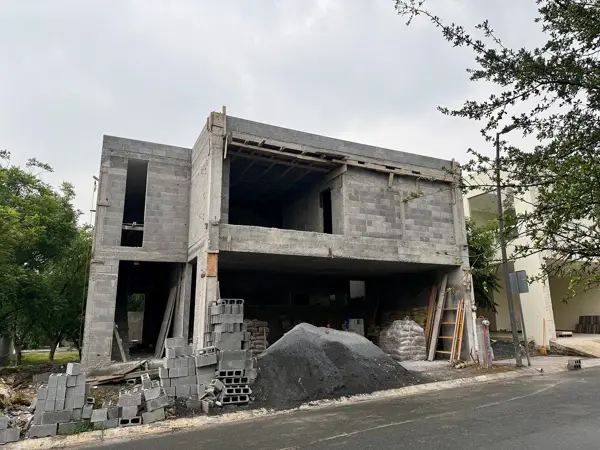 Casa en venta en El Yerbaniz, Santiago — foto 2 de 13