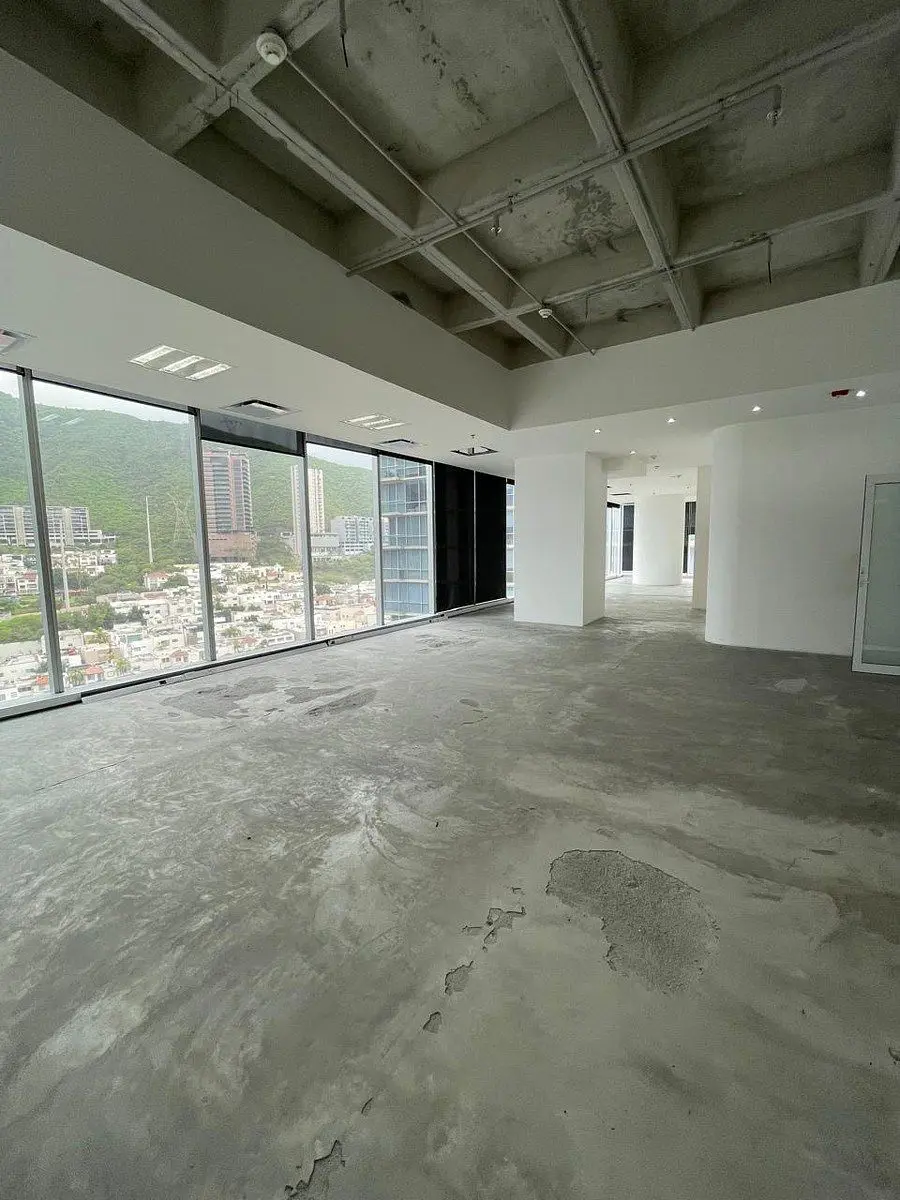 Oficina en renta en Del Valle Oriente, San Pedro Garza García — foto 1 de 18