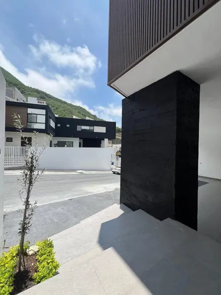 Casa en venta en Castaños del Vergel, Monterrey — foto 3 de 39
