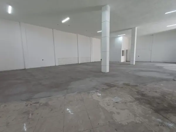Rento bodega de 329 m2, en lateral de libramiento norte en la col Volcanes