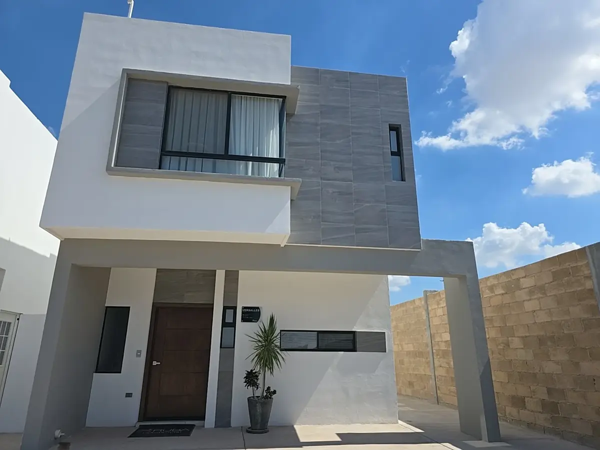 Casa en venta en Residencial las Torres, Torreón — foto 1 de 13