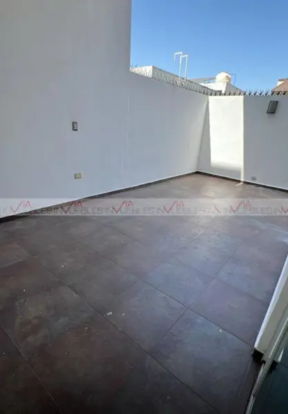 Casa en venta en Privanzas Quinto Sector, Monterrey — foto 2 de 12