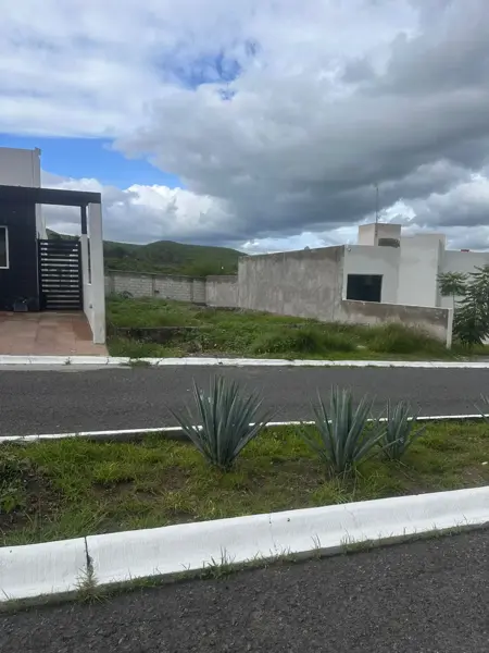 Terreno en venta en Los Agaves, Corregidora — foto 2 de 6