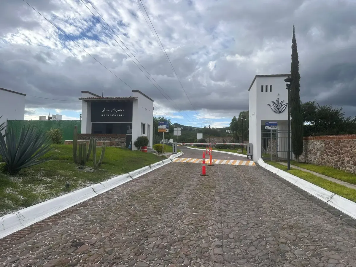 Terreno en venta en Los Agaves, Corregidora — foto 1 de 6