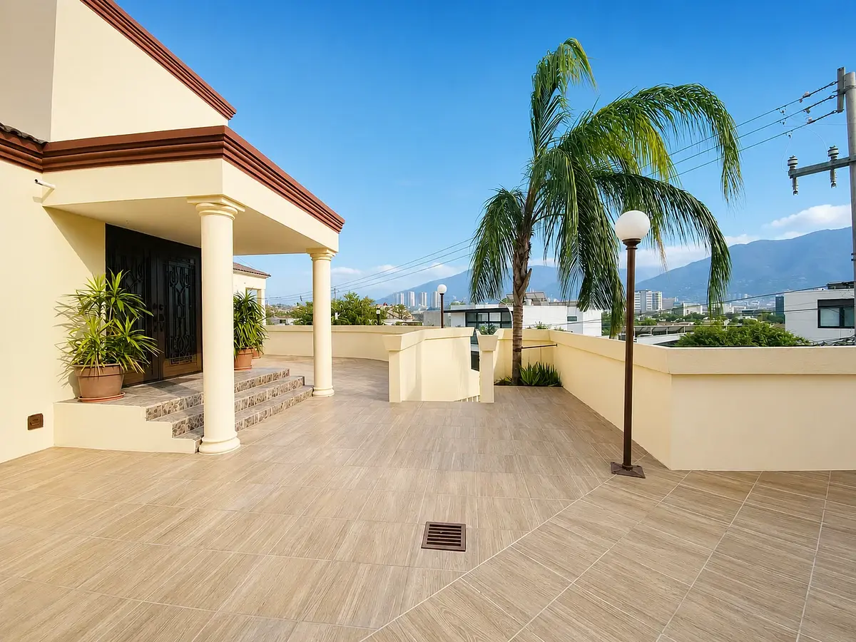Casa en venta en Fuentes del Valle, San Pedro Garza García — foto 1 de 8