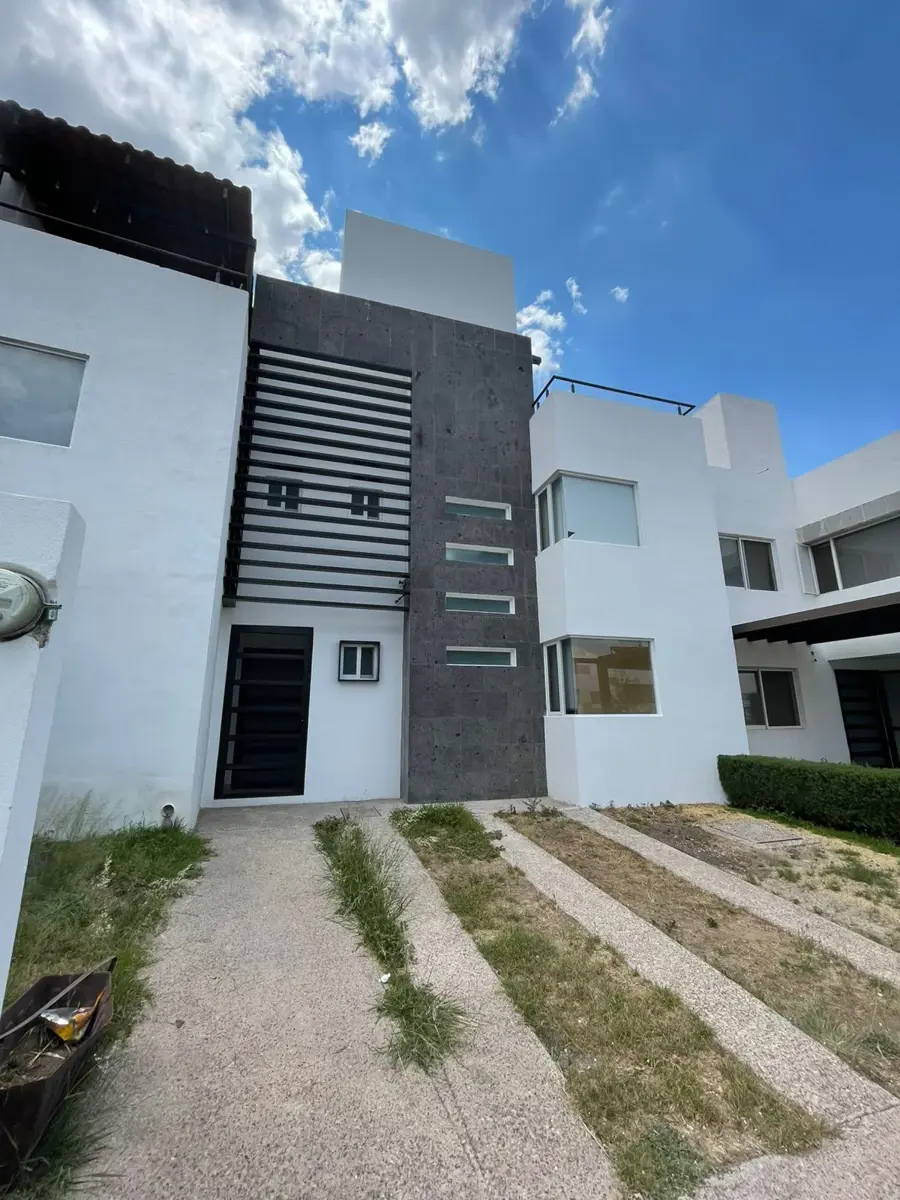 Casa en venta en Lomas de Jesus Maria, Jesús María — foto 1 de 16