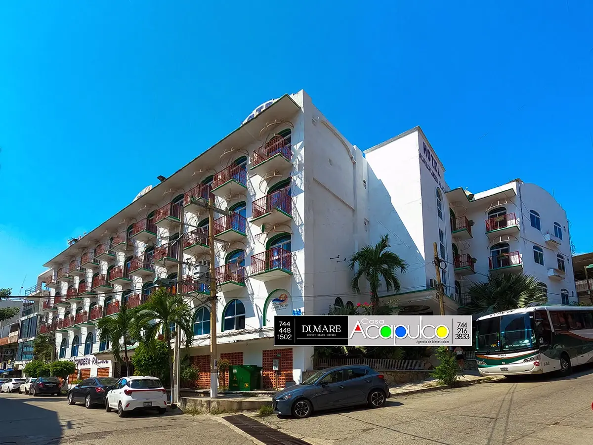 Hotel en venta en Condesa, Acapulco de Juárez — foto 1 de 13