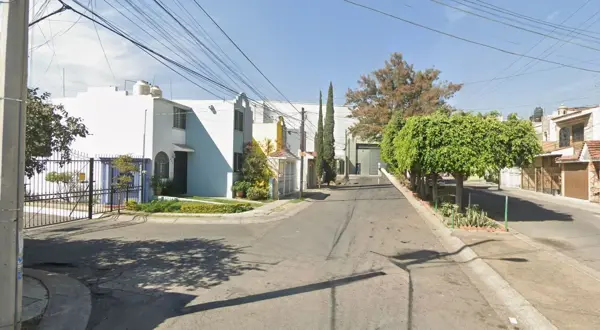 Casa en venta en Tlaquepaque Centro, San Pedro Tlaquepaque — foto 2 de 9