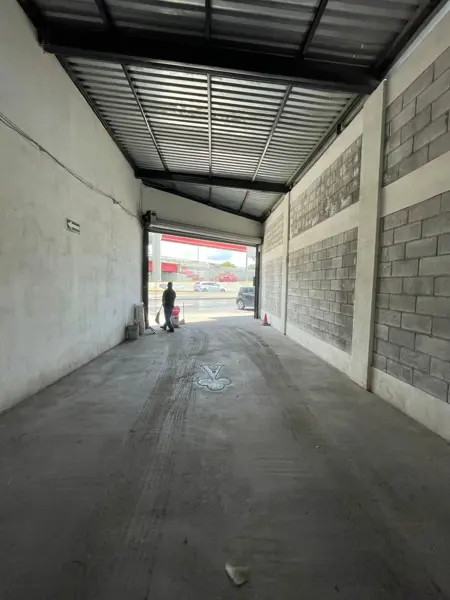 Bodega en venta en Rancho las Varas, Saltillo — foto 3 de 37