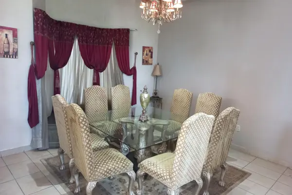 Casa en renta en Los Pinos, Saltillo — foto 3 de 11