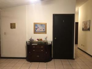 Consultorio en renta en Jacarandas Jardín, Saltillo — foto 3 de 6