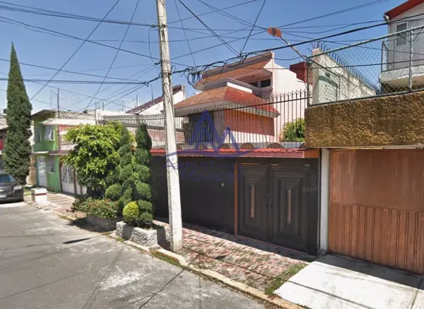 Casa en venta en Prados de Aragon, Nezahualcóyotl — foto 3 de 13