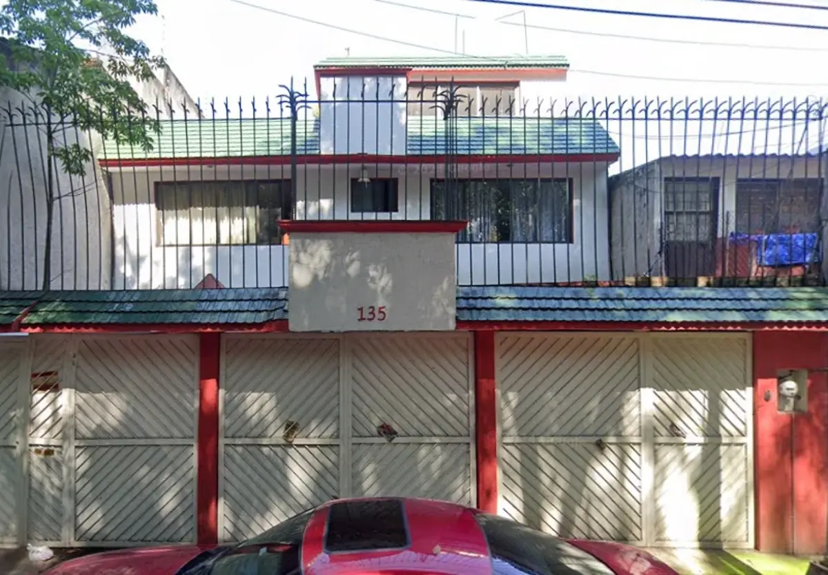 Casa en venta en Campestre Churubusco, Coyoacán — foto 1 de 6