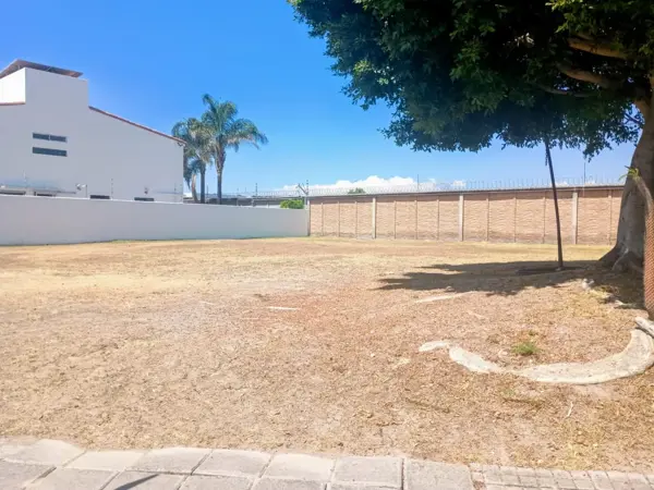 Terreno en venta en Rincón de Atlixcayotl, San Andrés Cholula — foto 2 de 7