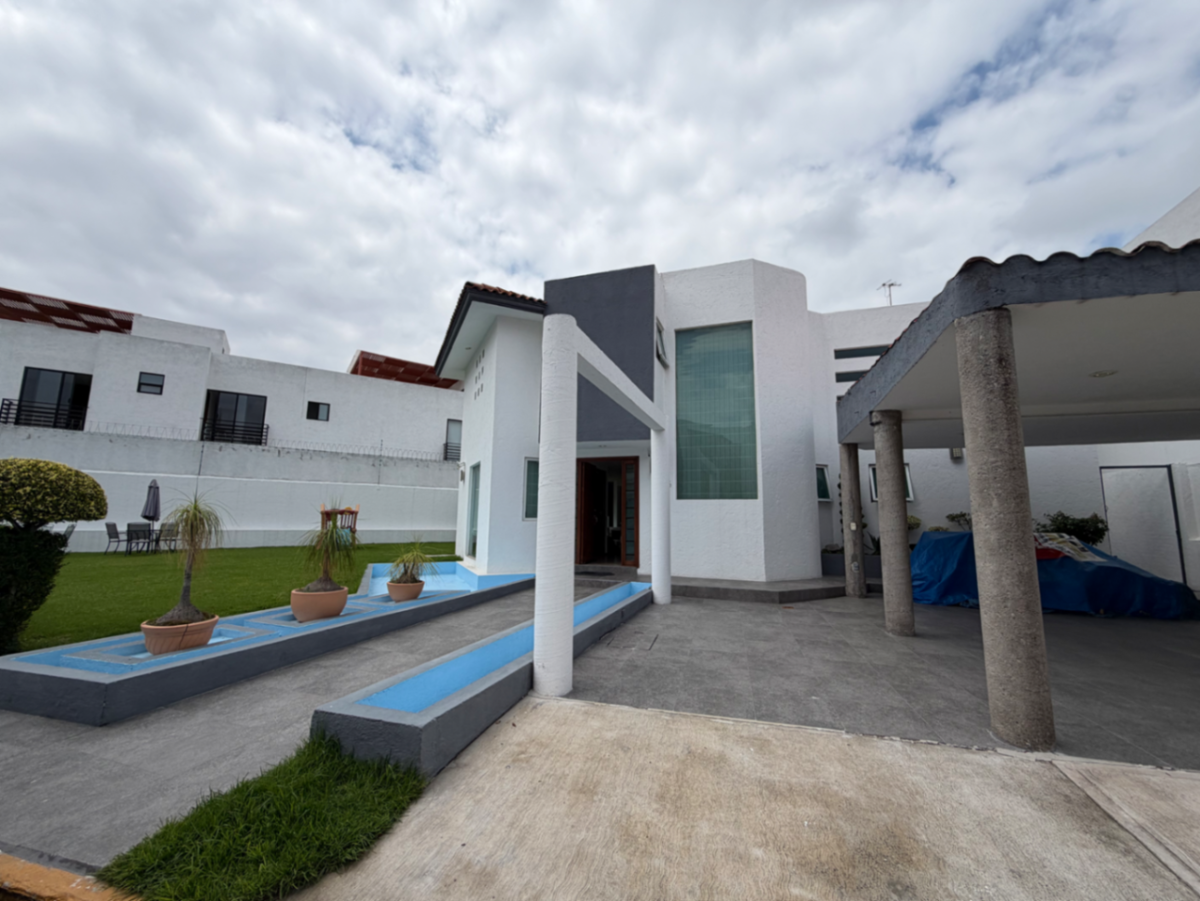 Casa en venta en El Barreal, San Andrés Cholula — foto 1 de 15