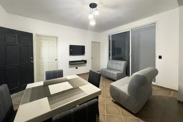 Departamento en renta en Los Olivos Residencial, Saltillo — foto 2 de 11