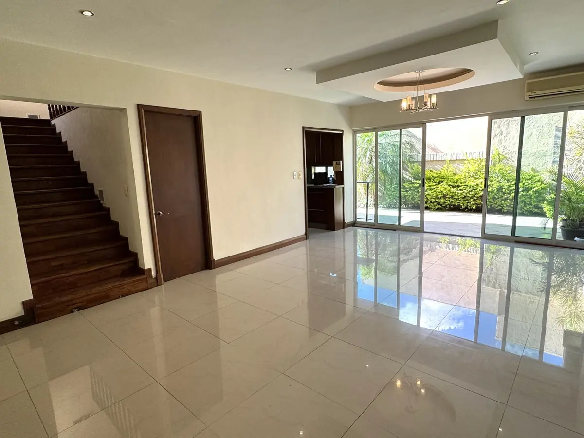 Casa en venta en Colinas de San Jerónimo, Monterrey — foto 1 de 17