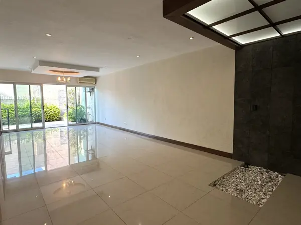 Casa en venta en Colinas de San Jerónimo, Monterrey — foto 3 de 17