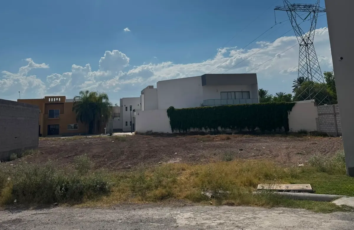 Vista 3 de TERRENO RESIDENCIAL EN VENTA, LAS TROJES