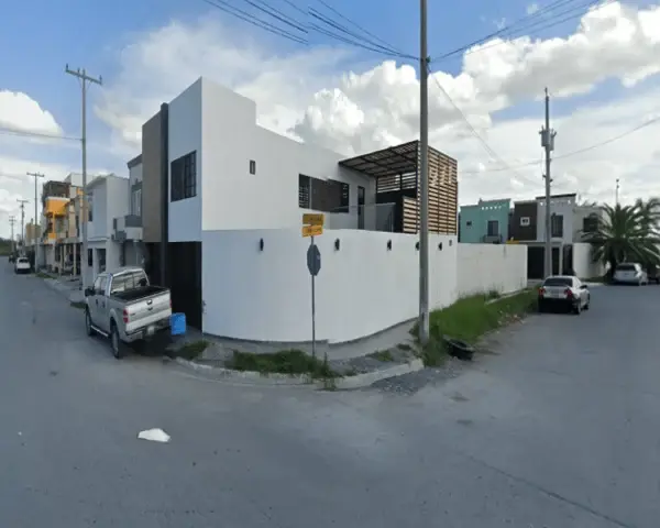 Casa en venta en Quinta Real, Matamoros — foto 3 de 16