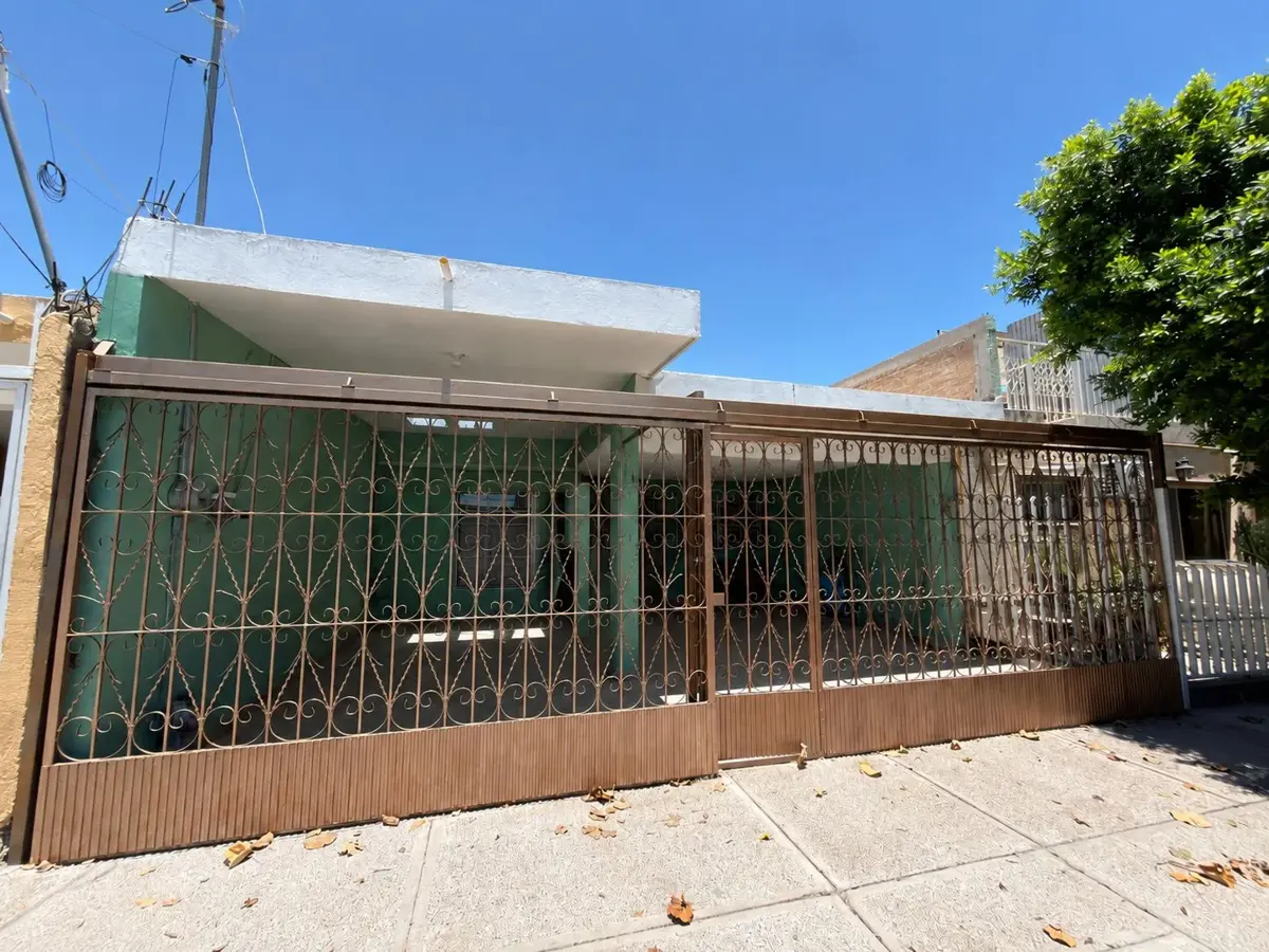 CASA AMUEBLADA | COL. CENTRO, TORREÓN CASA AMUEBLADA | COL. CENTRO, TORREÓN