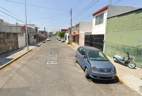 Casa en venta en Jardines de San Manuel, Puebla — foto 2 de 10