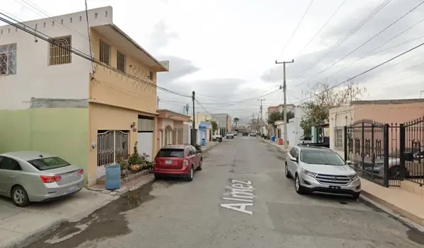 Casa en venta en Los Encinos, Nuevo Laredo — foto 2 de 10