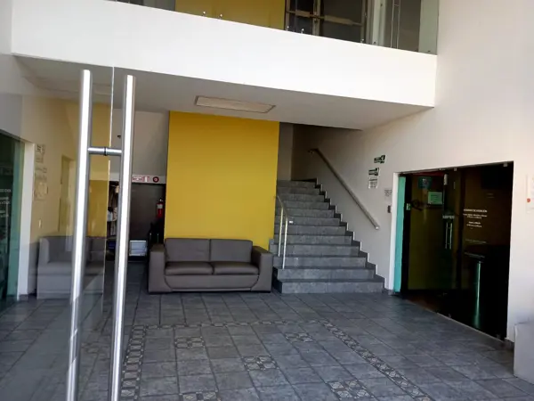 Edificio en venta en Centro, Monterrey — foto 2 de 2