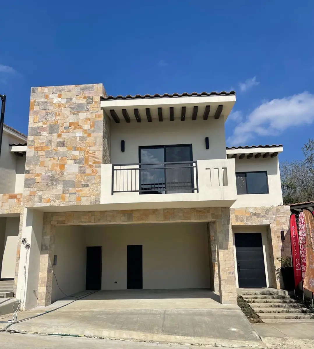 Casa en venta en El Ranchito, Santiago — foto 1 de 23