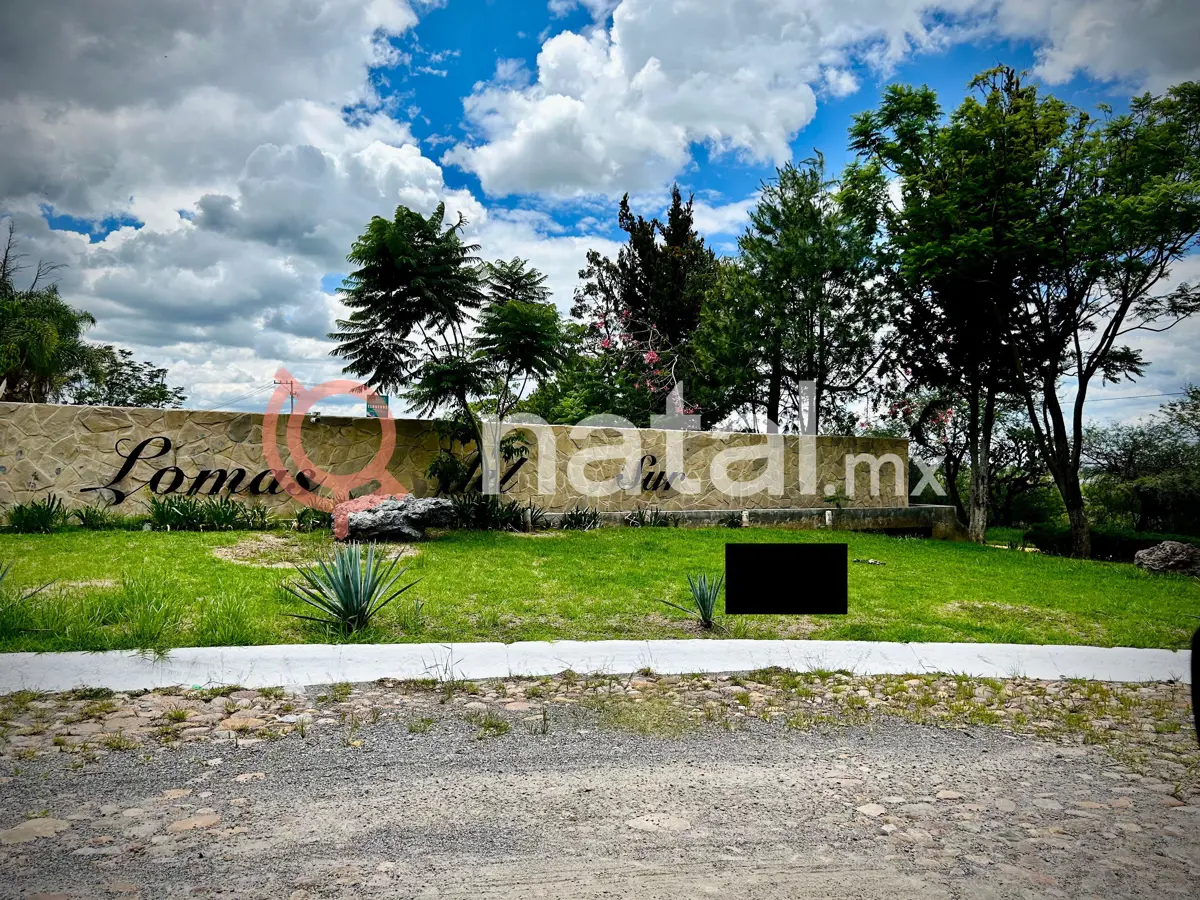 Terreno en venta en Granja Santa Ana del Conde, León — foto 1 de 10