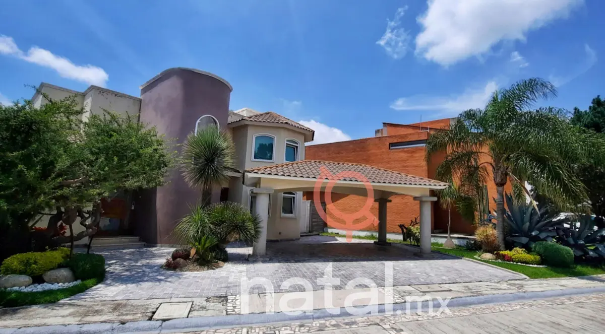 Casa en venta en Fraccionamiento Los Sauces, San Pedro Cholula — foto 1 de 24