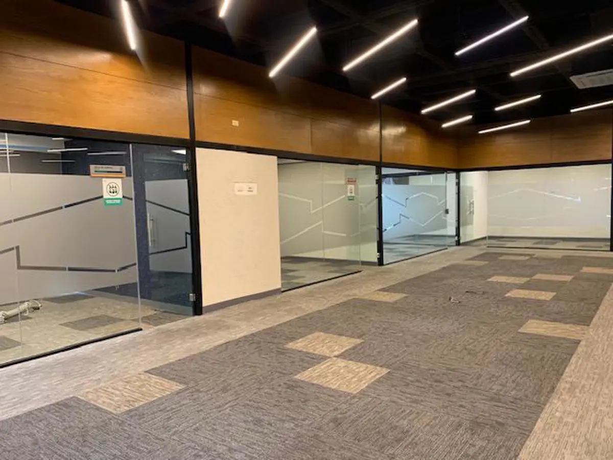 Oficina en renta en Santa Engracia, San Pedro Garza García — foto 1 de 16
