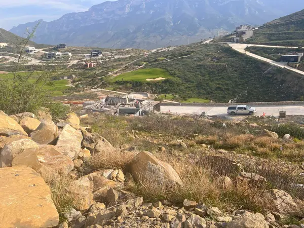 Terreno en venta en Sin colonia, García — foto 3 de 19
