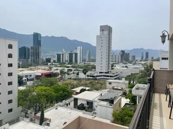Casa en venta en Colinas de San Jeronimo, Monterrey — foto 3 de 25