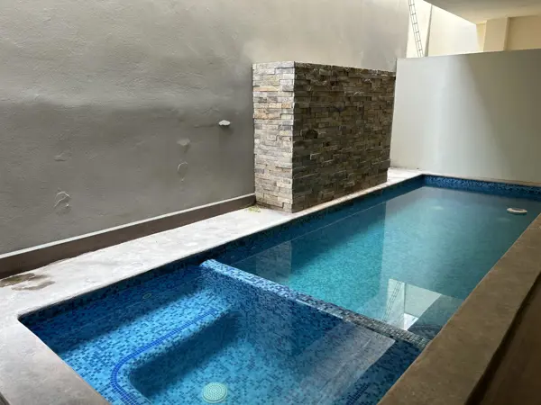 Casa en venta en Puerta de Hierro Cumbres, Monterrey — foto 3 de 11