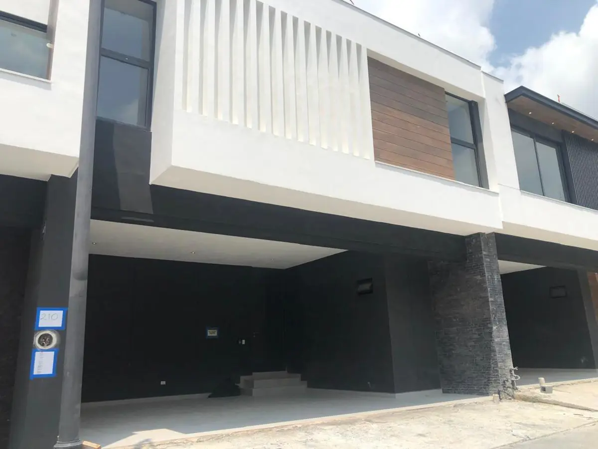 CASA BRISAS DEL VERGEL BARRO CARRETERA NACIONAL MONTERREY VENTA CASA BRISAS DEL VERGEL BARRO CARRETERA NACIONAL MONTERREY VENTA