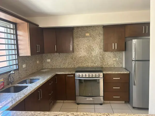 Casa en venta en Puerta de Hierro Cumbres, Monterrey — foto 2 de 8