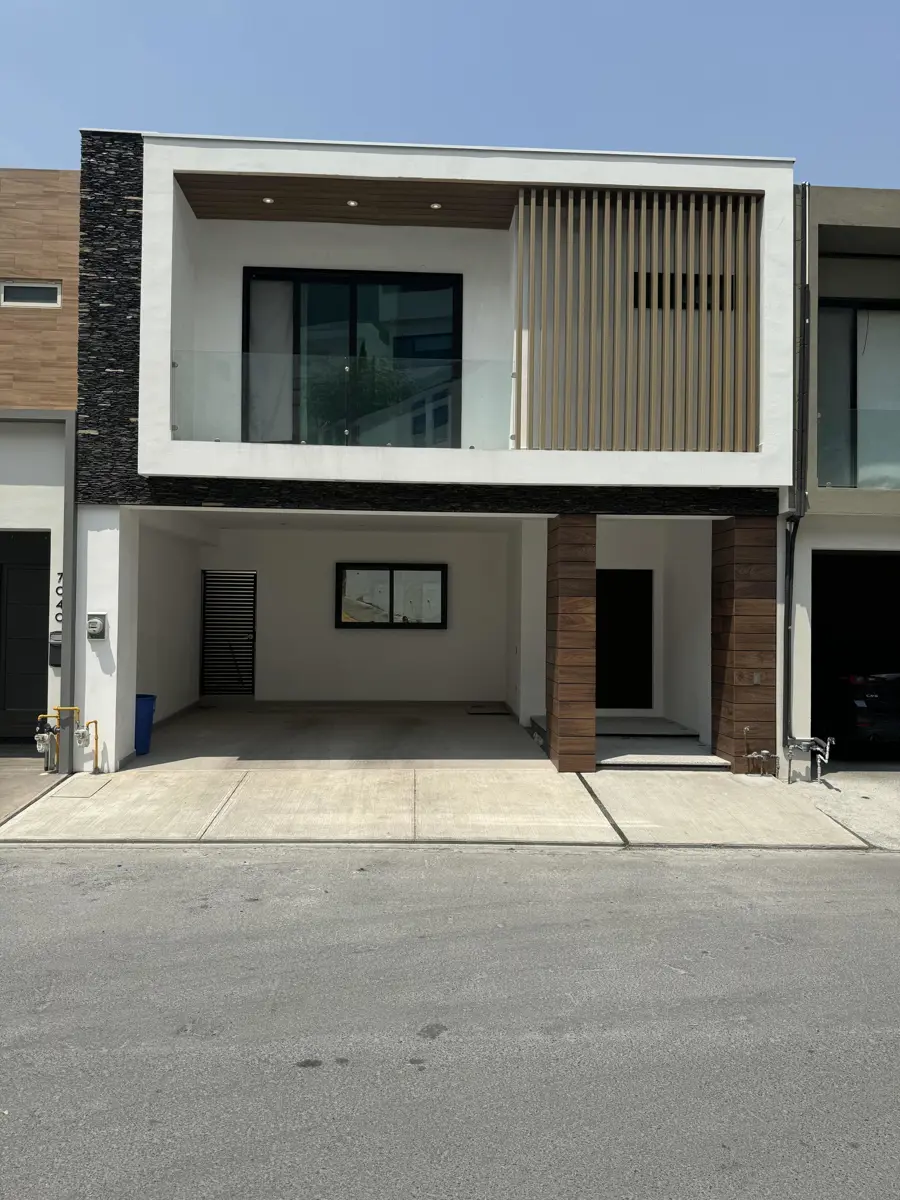 Casa en venta en Residencial Vistalta, Monterrey — foto 1 de 21