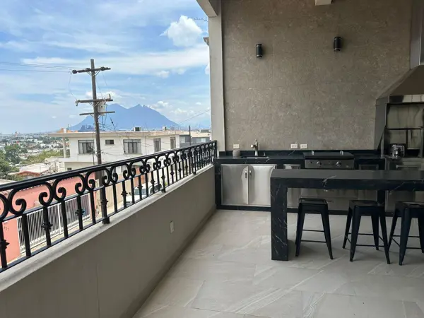 Casa en venta en Lomas del Roble, San Nicolás de los Garza — foto 2 de 31
