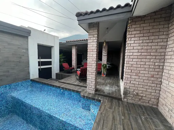Casa en venta en Cumbres 4to Sector, Monterrey — foto 3 de 38
