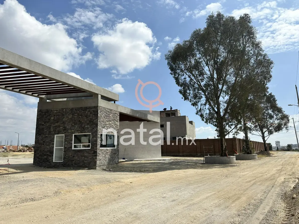 Terreno en venta en Fraccionamiento Lomas de  Angelópolis, San Andrés Cholula — foto 1 de 6