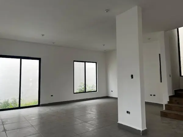 Casa en venta en Misión de las Flores, Apodaca — foto 3 de 38