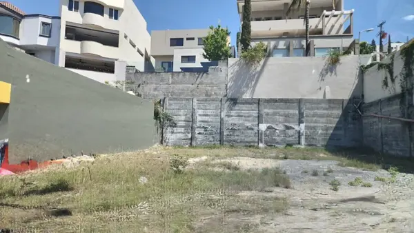 TERRENO RENTA CONTRY MONTERREY