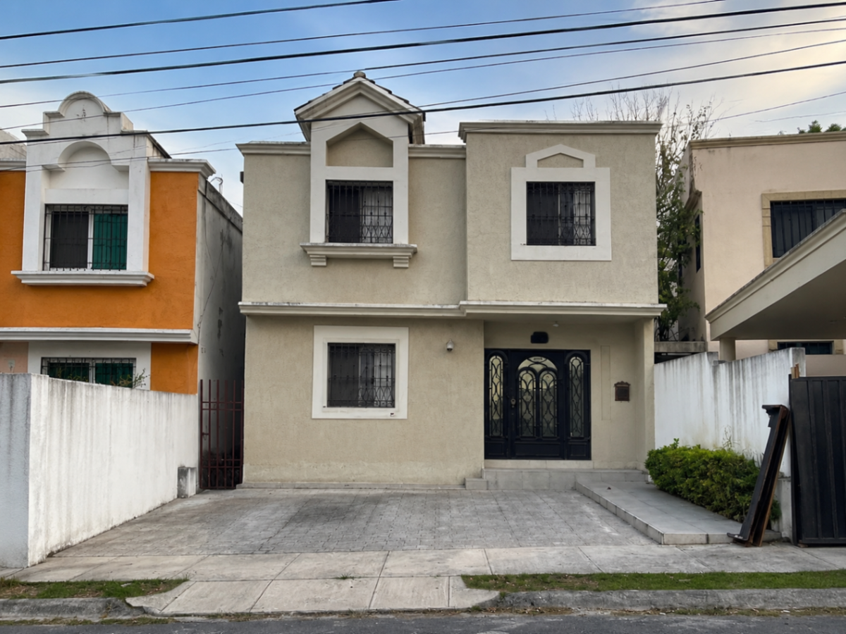 Casa en venta en Lomas del Paseo, Monterrey — foto 1 de 11